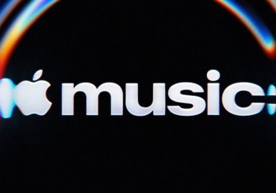 Apple Music 全新文字标识，发光波纹环绕的全小写 music 字样