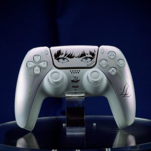 PS5 联名 Lisa 限量款 DualSense 手柄正面产品图