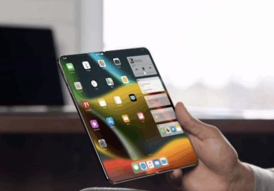 iPhone Duo 折叠屏真机上手实拍，展开状态下手持使用