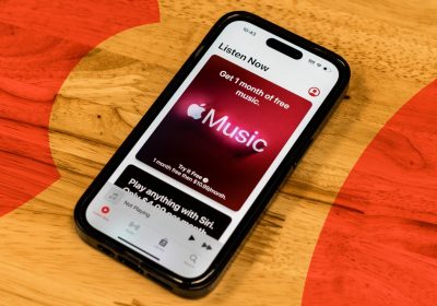 iPhone 播放 Apple Music 应用实拍图