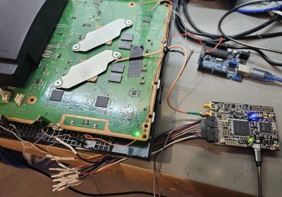 PS3 主板接线连接 FPGA 故障注入设备，进行 lv0ldr 密钥提取实验