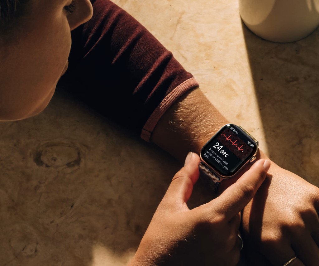 watchOS 27 已经推送到手腕上了:这 12 处变化,升完值得按顺序摸一遍