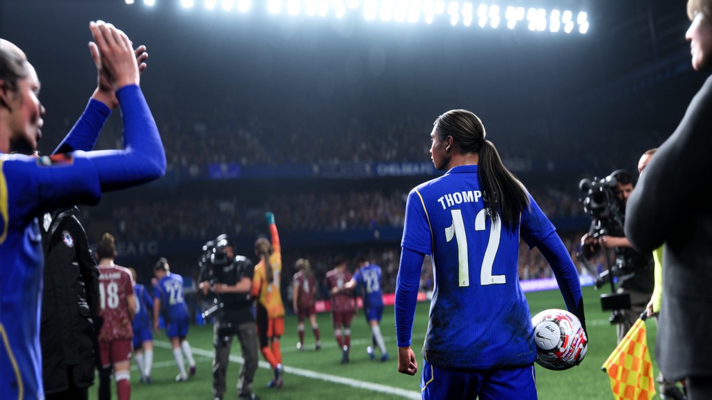EA Sports FC 27 定档 9 月 25 日:经理生涯大改版,转会谈判终于有来有回了