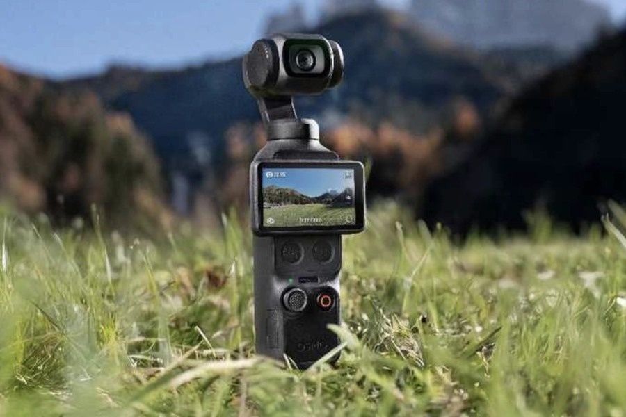 在户外手持 Osmo Pocket 拍摄远景