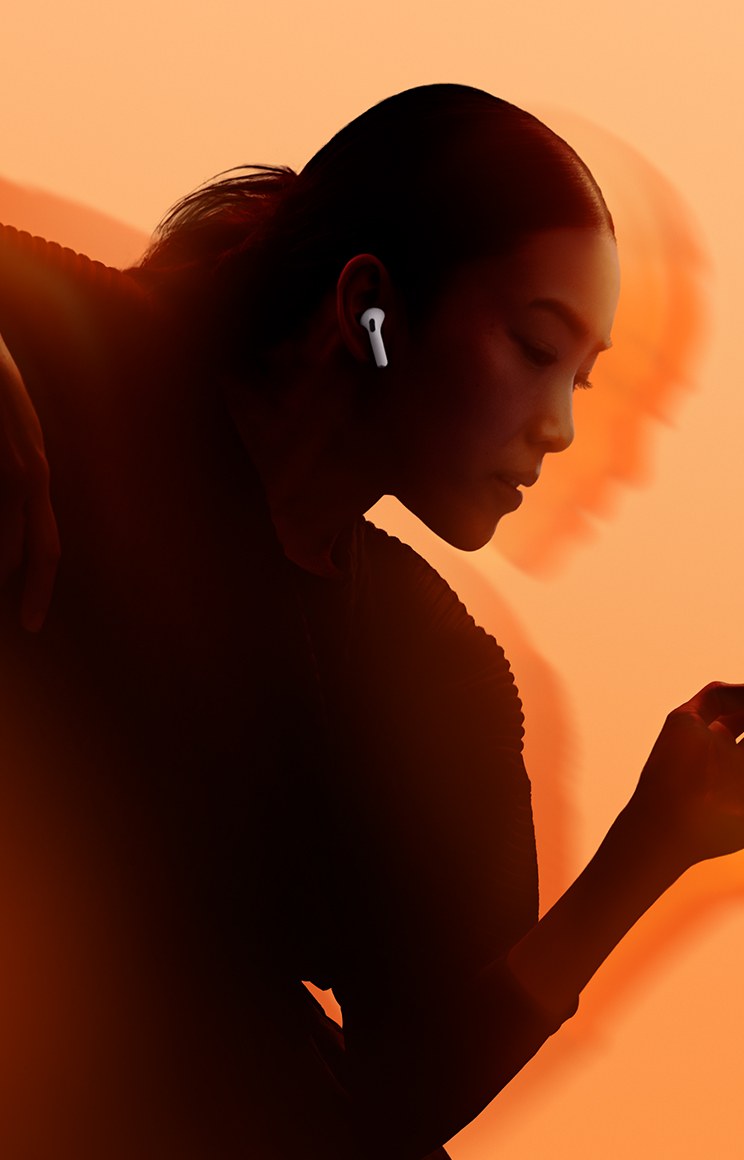 AirPods 5 聆听音乐的功能示意