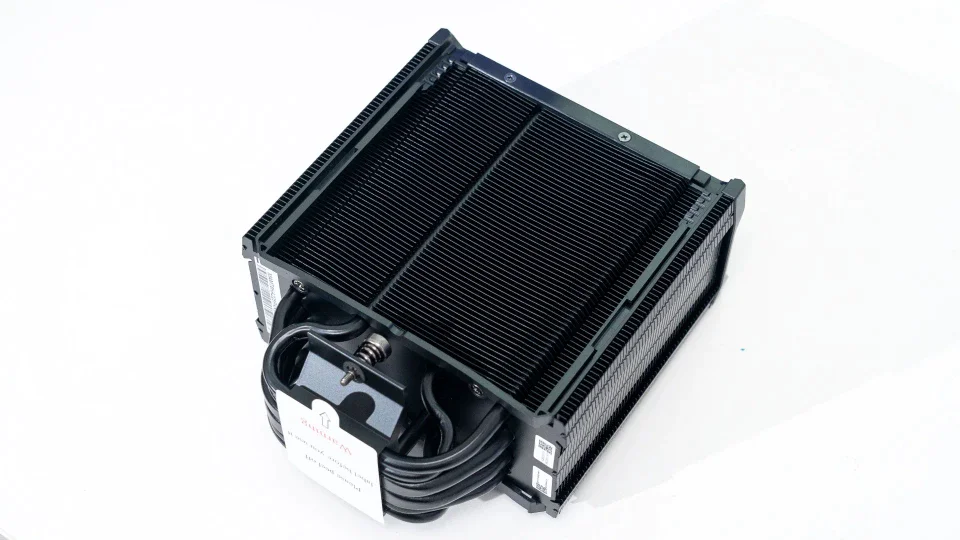 V8 Ace 3DHP 顶部视角