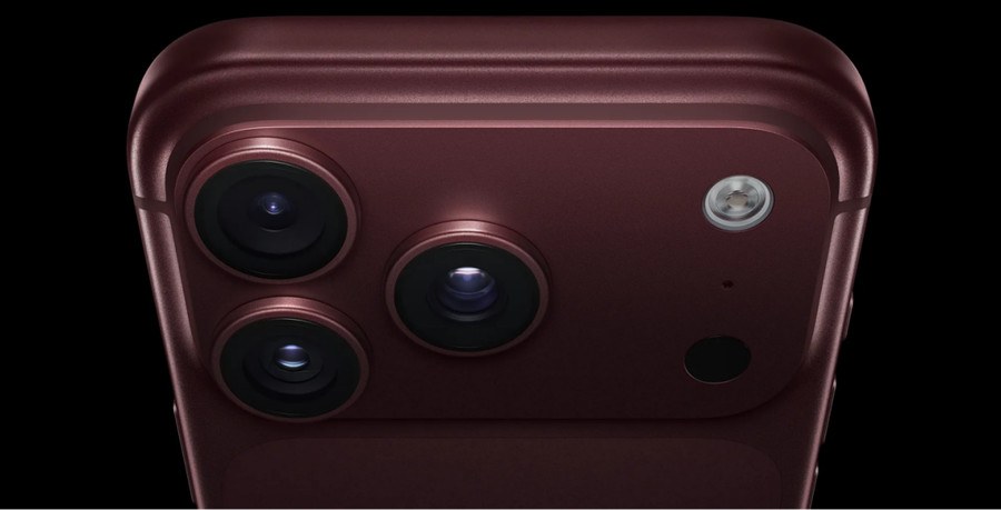 iPhone 后置摄像模组特写