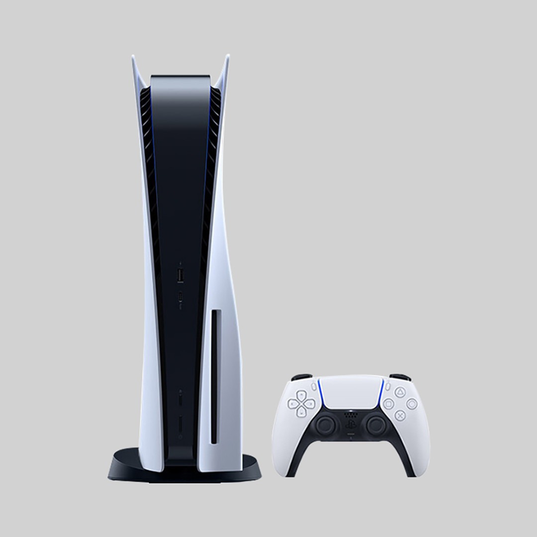 PS5 立式主机与手柄实拍图