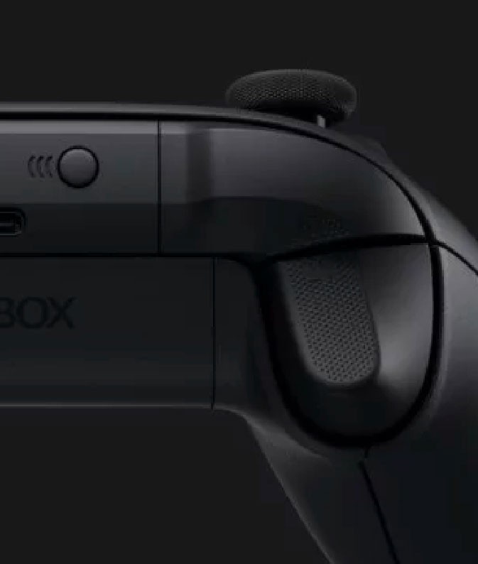 Xbox 手柄配对键与按键特写